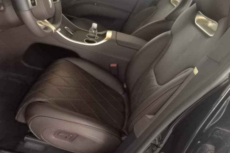 Used Avatr 11 2025 Year Updated Max Extended-Range Version Left Front Seat