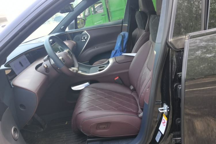 Used Avatr 11 2025 Ultra Extended-Range Edition Left Front Seat
