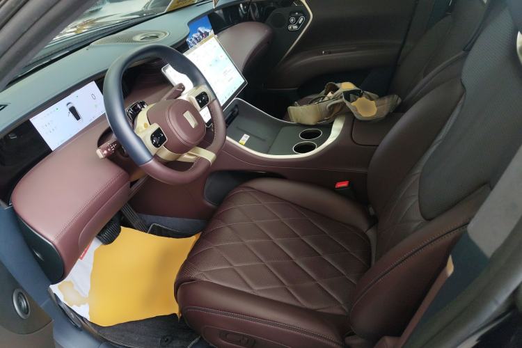 Used Avatr 11 2025 Year Updated Max Extended-Range Version Left Front Seat