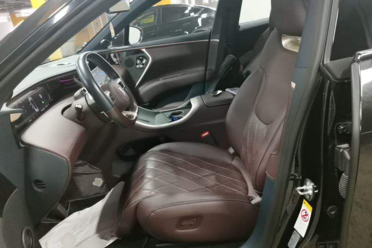 Used Avatr 11 2025 Ultra Extended-Range Edition Left Front Seat
