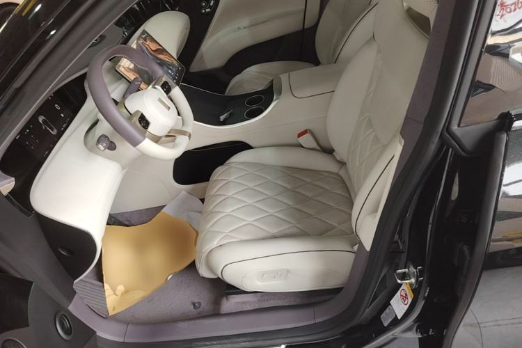 Used Avatr 11 2025 Year Updated Max Extended-Range Version Left Front Seat