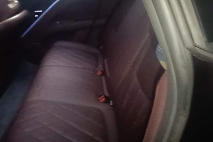 Used Avatr 11 2025 Year Updated Max Extended-Range Version Left Rear Seat