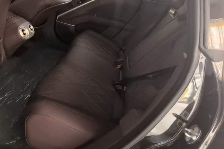 Used Avatr 11 2025 Year Updated Max Extended-Range Version Left Rear Seat