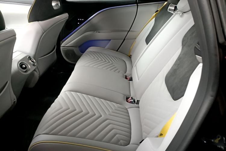 Used Avatr 11 2025 Year Updated Max Extended-Range Version Left Rear Seat