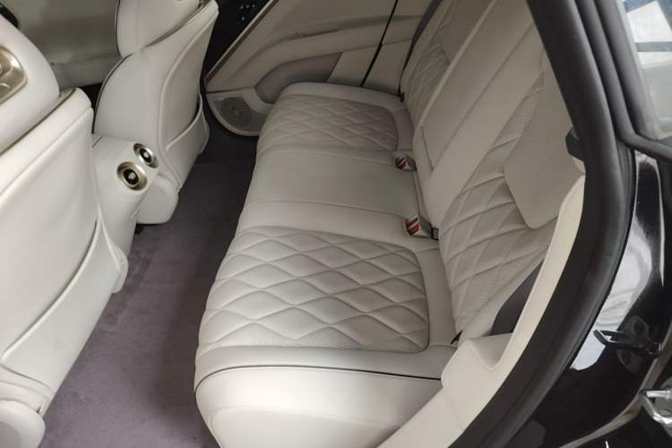Used Avatr 11 2025 Year Updated Max Extended-Range Version Left Rear Seat