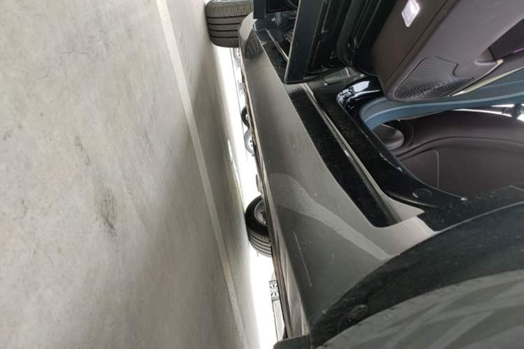 Used Avatr 11 2025 Year Updated Max Extended-Range Version Left Side Sill