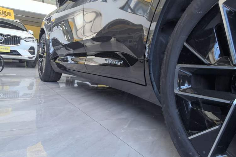 Used Avatr 11 2025 Year Updated Max Extended-Range Version Left Side Sill