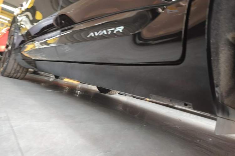 Used Avatr 11 2025 Year Updated Max Extended-Range Version Left Side Sill