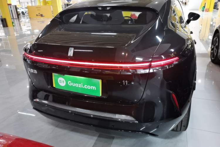 Used Avatr 11 2025 Ultra Extended-Range Edition Rear