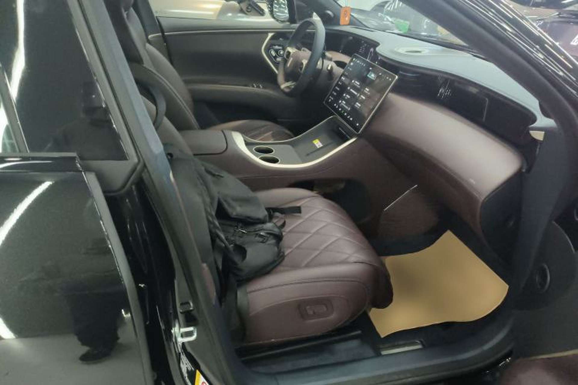 Used Avatr 11 2025 Night Rider Edition Right Front Seat