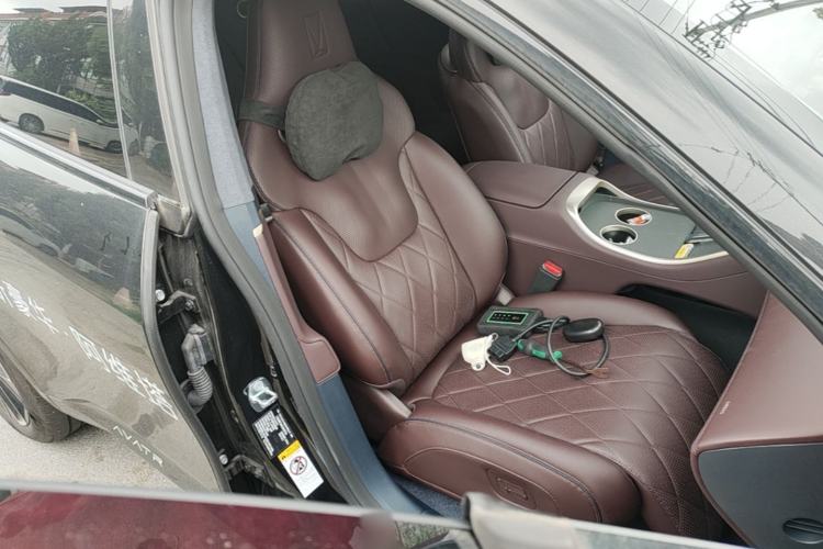 Used Avatr 11 2025 Year Updated Max Extended-Range Version Right Front Seat
