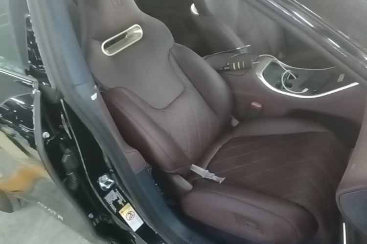 Used Avatr 11 2025 Year Updated Max Extended-Range Version Right Front Seat