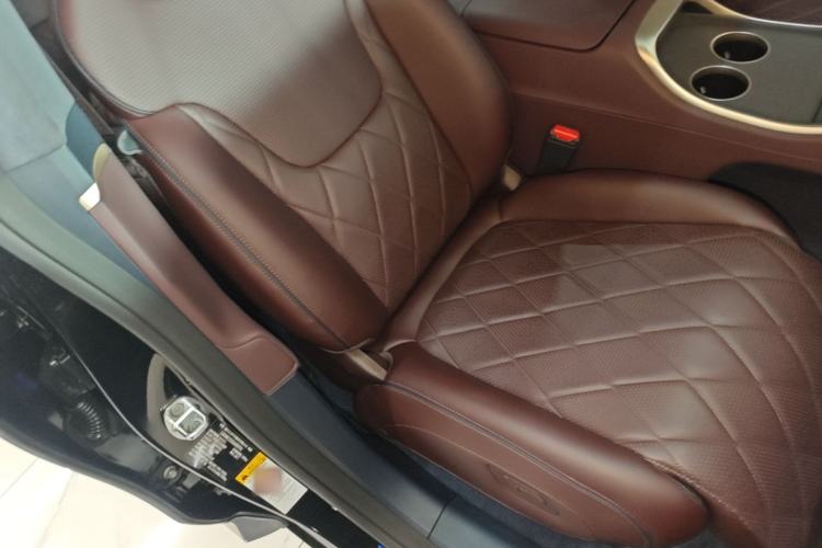 Used Avatr 11 2025 Year Updated Max Extended-Range Version Right Front Seat