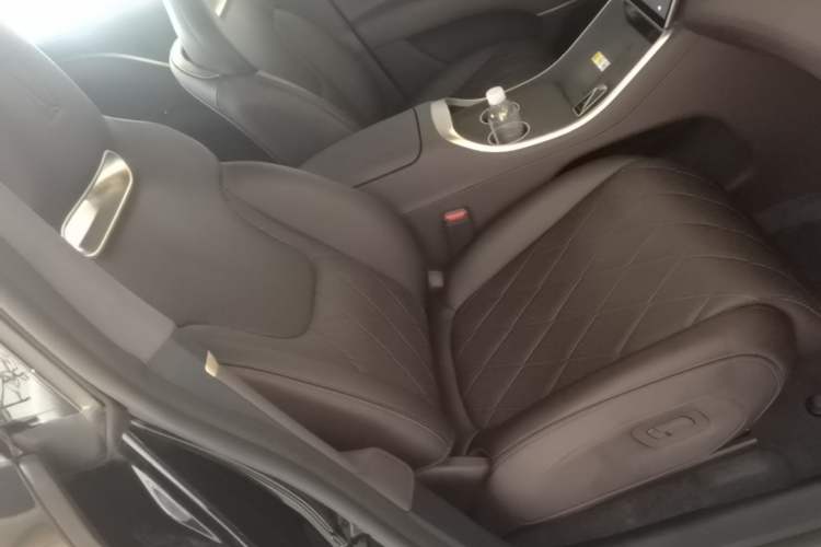 Used Avatr 11 2025 Year Updated Max Extended-Range Version Right Front Seat