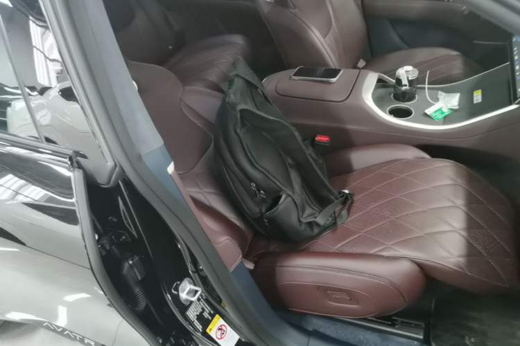 Used Avatr 11 2025 Year Updated Max Extended-Range Version Right Front Seat