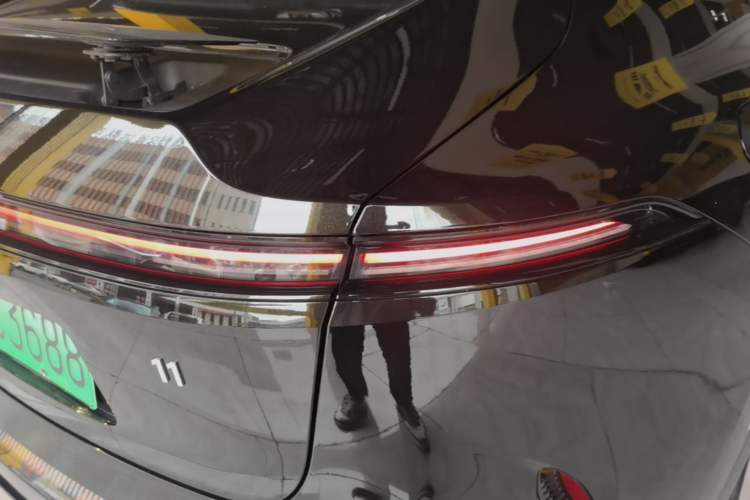 Used Avatr 11 2025 Year Updated Max Extended-Range Version Right Rear Taillight