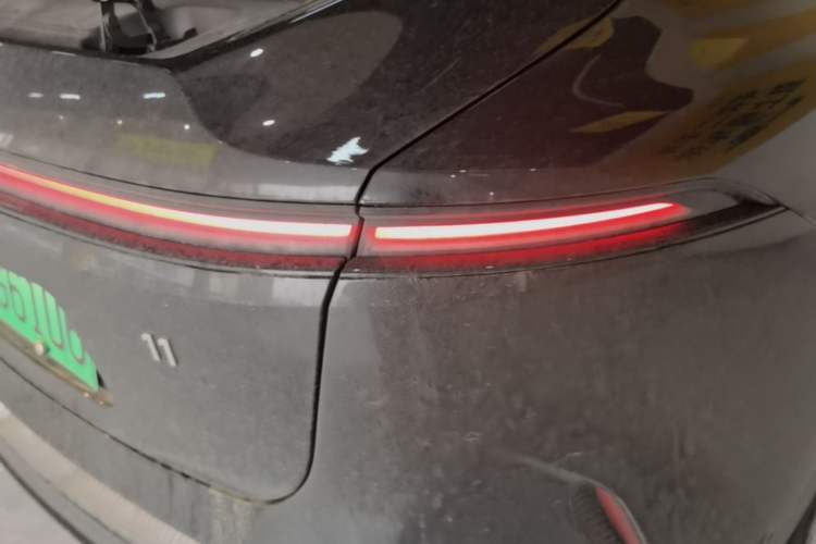 Used Avatr 11 2025 Year Updated Max Extended-Range Version Right Rear Taillight