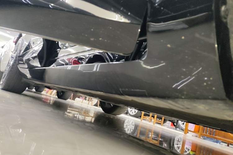 Used Avatr 11 2025 Ultra Extended-Range Edition Right Side Sill
