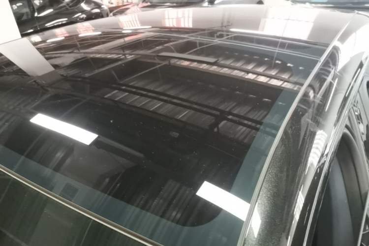 Used Avatr 11 2025 Ultra Extended-Range Edition Roof