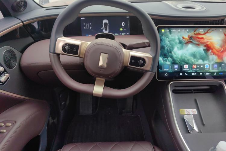 Used Avatr 11 2025 Year Updated Max Extended-Range Version Steering Wheel