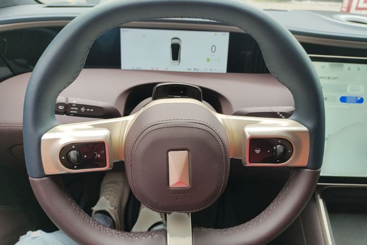 Used Avatr 11 2025 Year Updated Max Extended-Range Version Steering Wheel