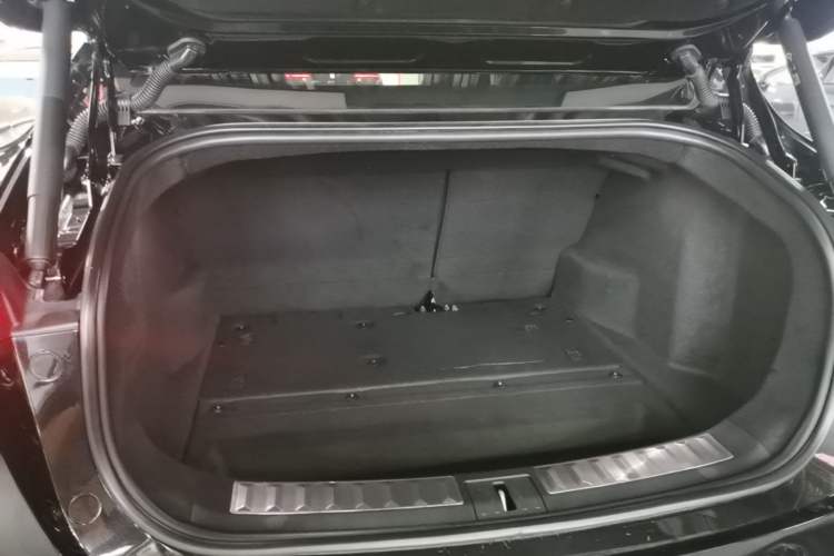Used Avatr 11 2025 Ultra Extended-Range Edition Trunk