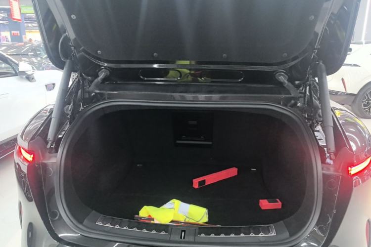Used Avatr 11 2025 Max All-Electric Four-Wheel Drive Trunk