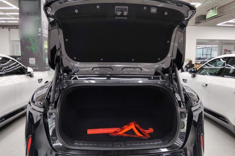 Used Avatr 11 2025 Ultra Extended-Range Edition Trunk