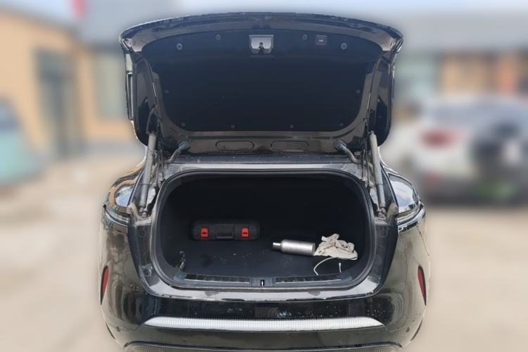 Used Avatr 11 2025 Ultra Extended-Range Edition Trunk