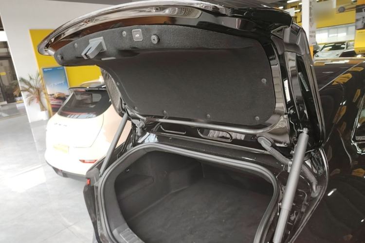 Used Avatr 11 2025 Year Updated Max Extended-Range Version Trunk