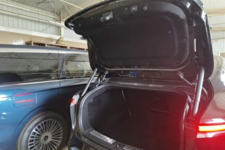 Used Avatr 11 2025 Max Pure Electric Edition Trunk