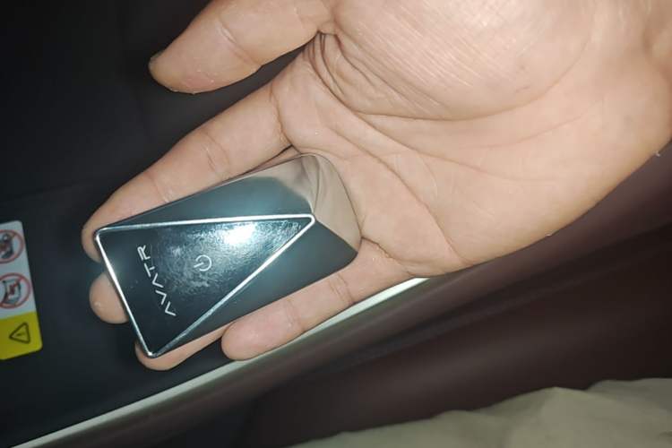 Used Avatr 11 2025 Year Updated Max Extended-Range Version Vehicle Key