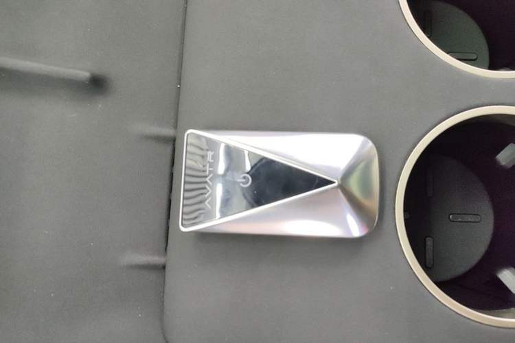 Used Avatr 11 2025 Ultra Extended-Range Edition Vehicle Key