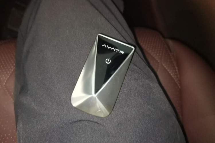 Used Avatr 11 2025 Max All-Electric Four-Wheel Drive Vehicle Key