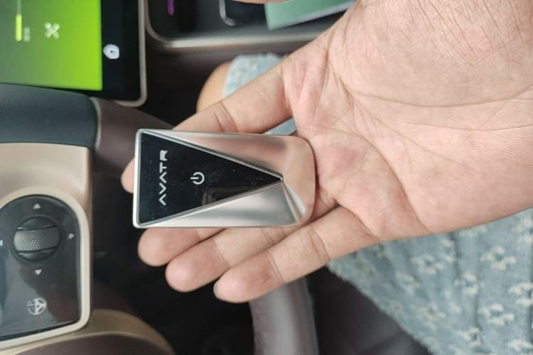 Used Avatr 11 2025 Year Updated Max Extended-Range Version Vehicle Key