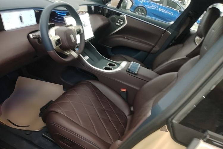 Used Avatr 11 2025 Max Extended-Range Edition Left Front Seat