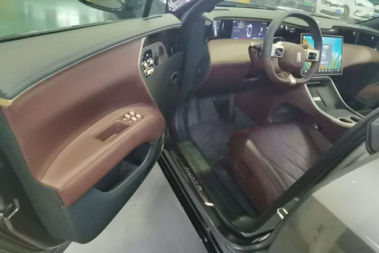 Used Avatr 11 2025 Year Updated Max Extended-Range Version Driver Seat