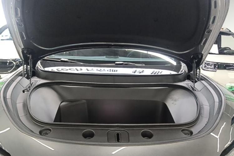 Used Avatr 11 2025 Max All-Electric Four-Wheel Drive Engine Bay