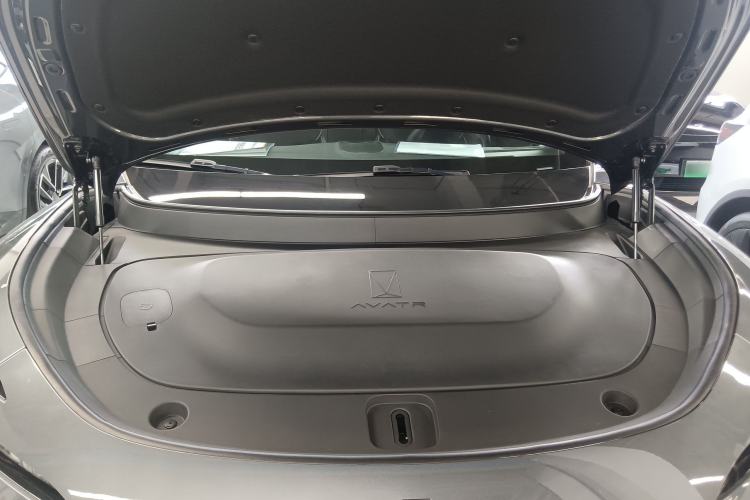 Used Avatr 11 2025 Ultra Extended-Range Edition Engine Bay