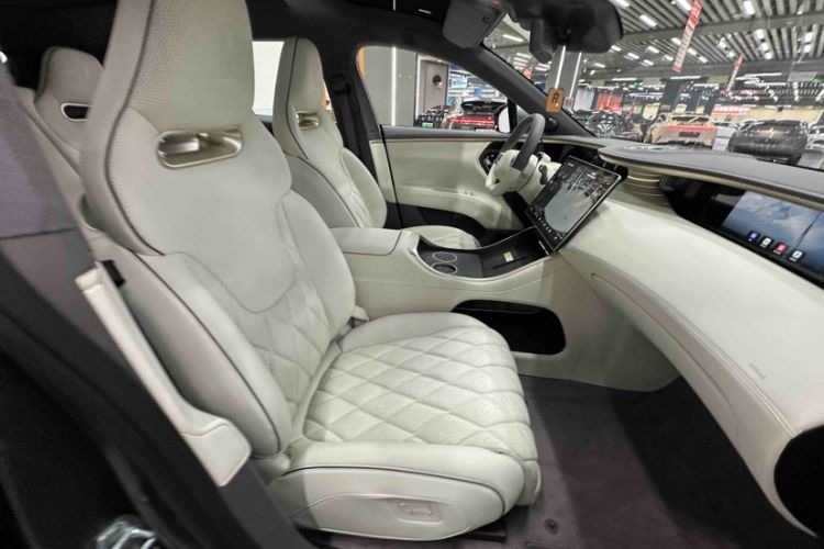 Used Avatr 11 2025 Night Rider Edition Interior 3