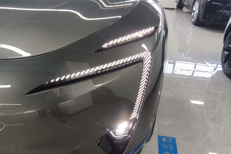 Used Avatr 11 2025 Ultra Extended-Range Edition Left Front Headlight