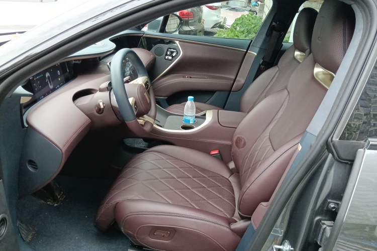 Used Avatr 11 2025 Year Updated Max Extended-Range Version Left Front Seat