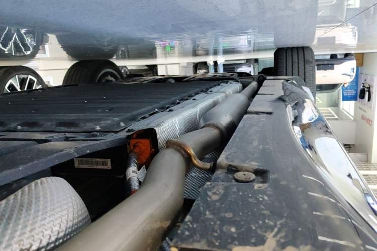 Used Avatr 11 2025 Year Updated Max Extended-Range Version Left Side Sill