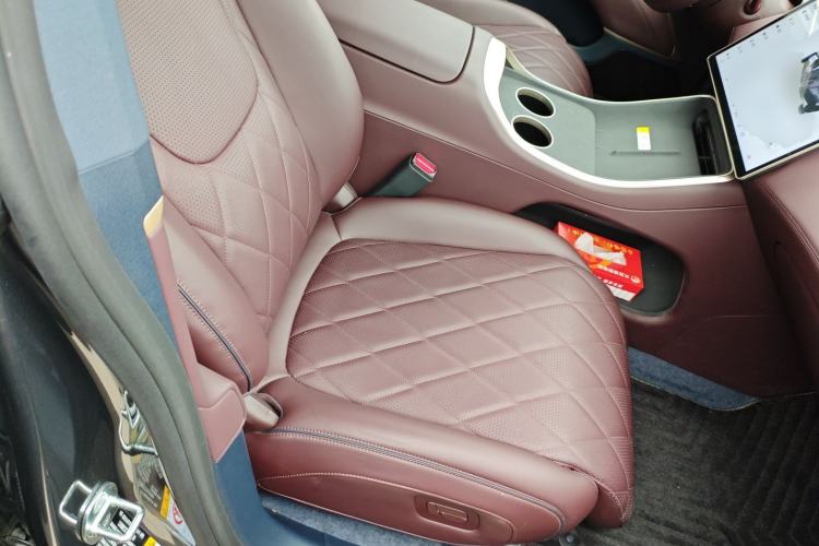 Used Avatr 11 2025 Year Updated Max Extended-Range Version Right Front Seat