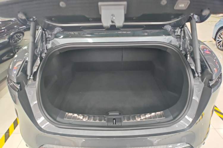 Used Avatr 11 2025 Year Updated Max Extended-Range Version Trunk