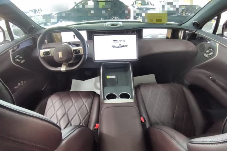 Used Avatr 11 2025 Year Updated Max Extended-Range Version Center Console