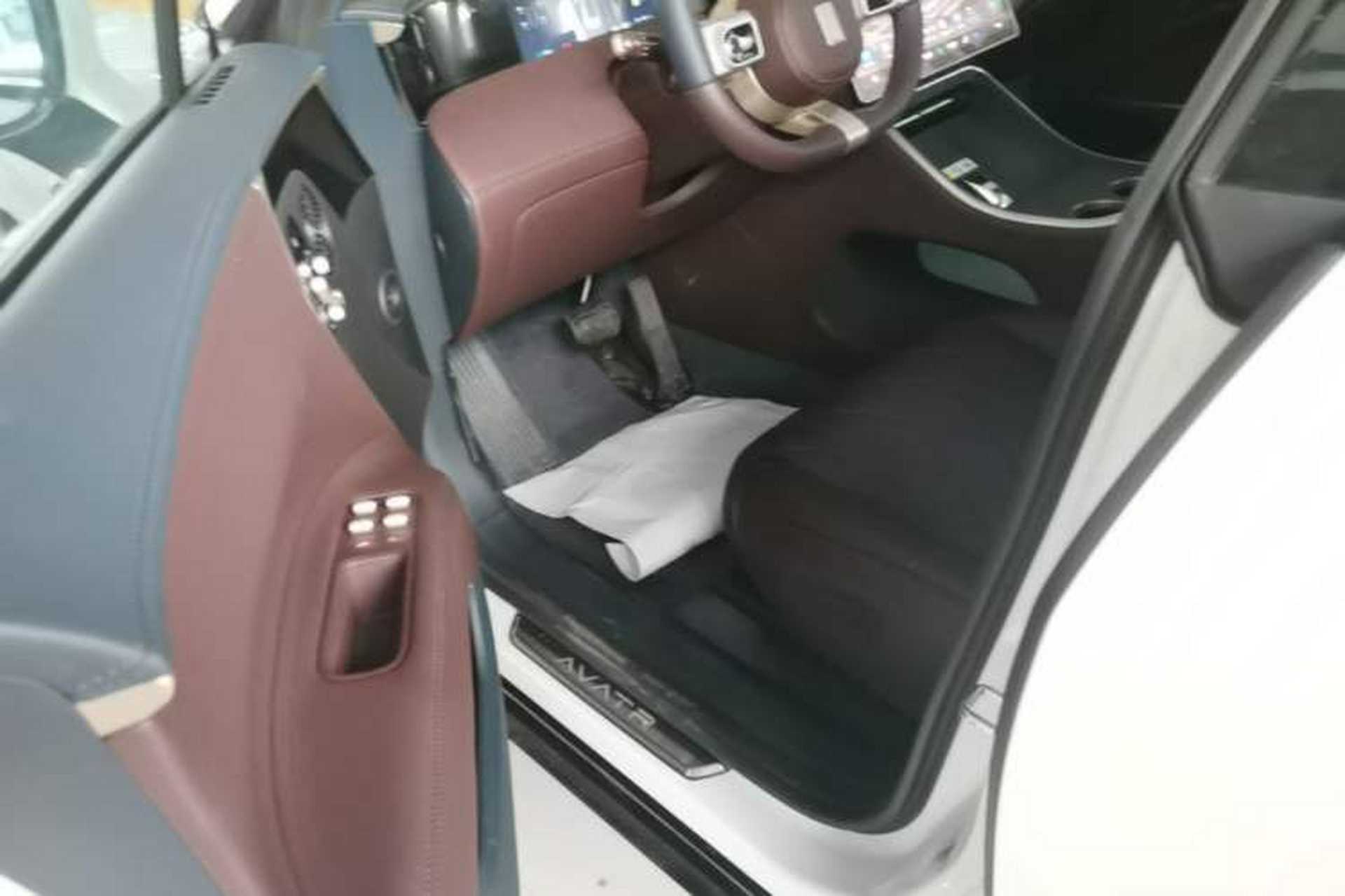 Used Avatr 11 2025 Year Updated Max Extended-Range Version Driver Seat