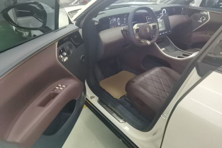 Used Avatr 11 2025 Max Extended-Range Edition Driver Seat