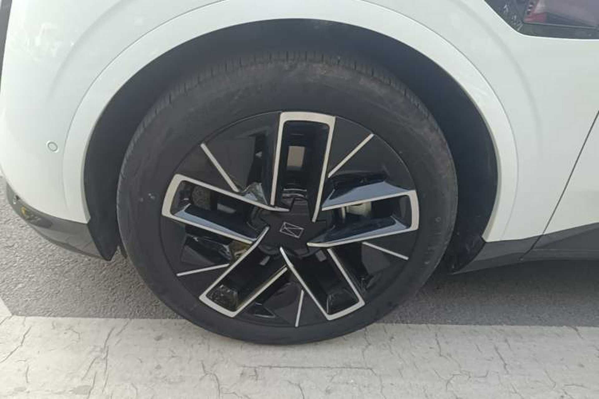 Used Avatr 11 2025 Max Pure Electric Edition Exterior 4
