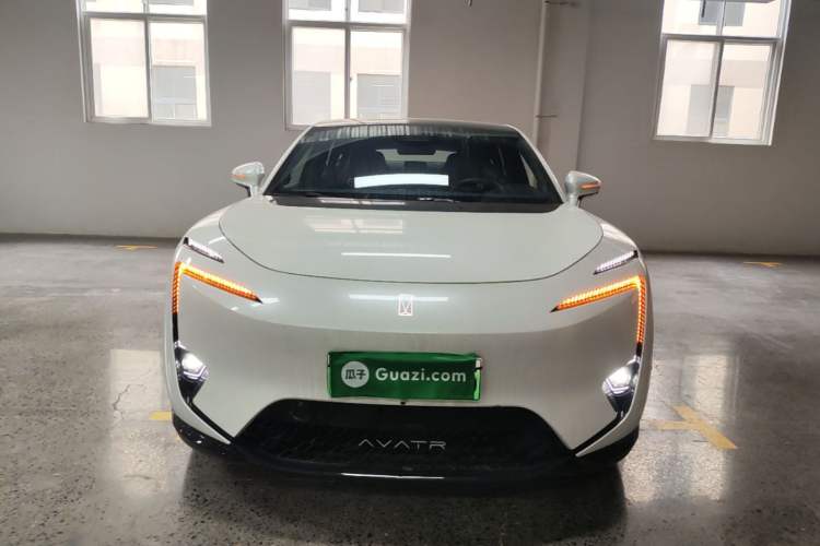 Used Avatr 11 2025 Ultra Extended-Range Edition Front